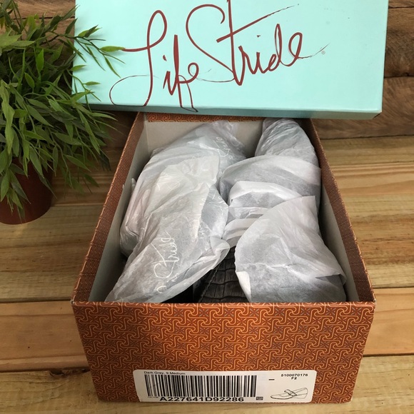 Life Stride dark grey Emma Mary Jane wedge - Picture 5 of 6